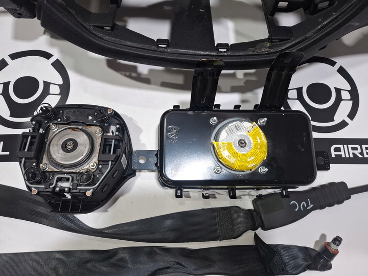 фото №7, Hyundai tucson 3 iii рестайлинг панель консоль подушка безопасности подушки ремни оригинал материал