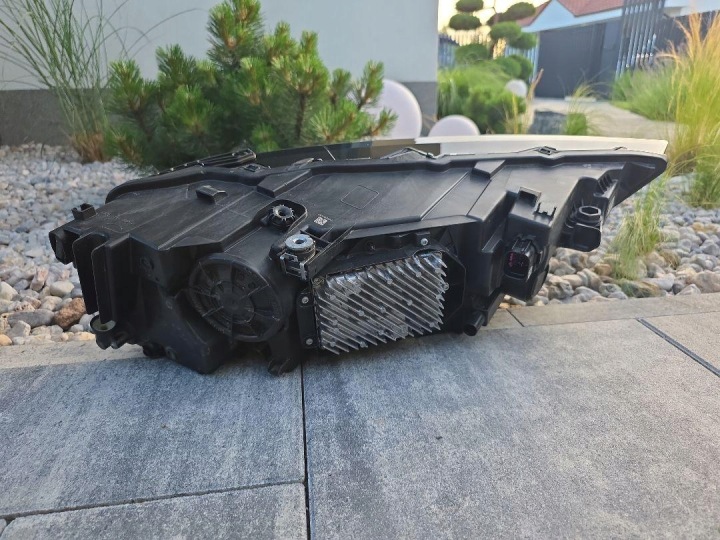 фото №13, Audi q7 sq7 4m0 рестайлінг лампи комплектні повний led matrix 4m0941039d 4m0941040d
