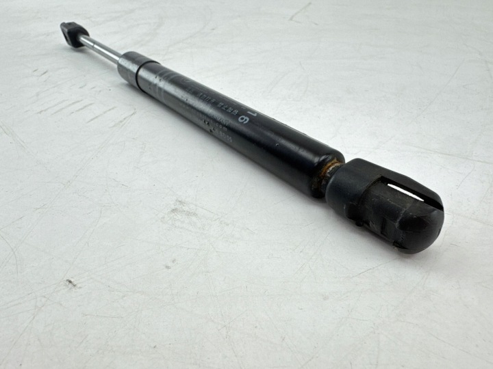 фото №8, Bmw 5 f10 f11 2011 амортизатор капота