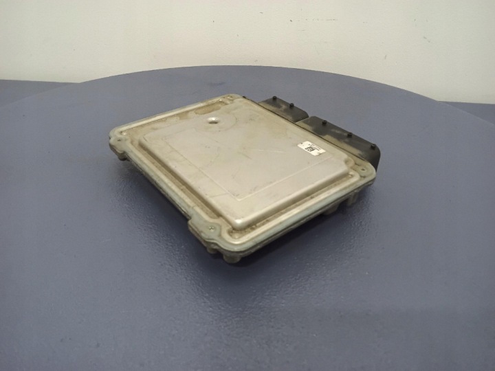 фото №5, Vw passat b6 2.0 tdi блок керування двигуном (ecu) 03g906021ms 0281013312
