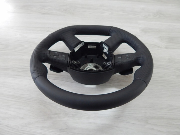 фото №6, Audi a3 q5 8p0 8h0 - кермо нова шкіра sport пелюстки