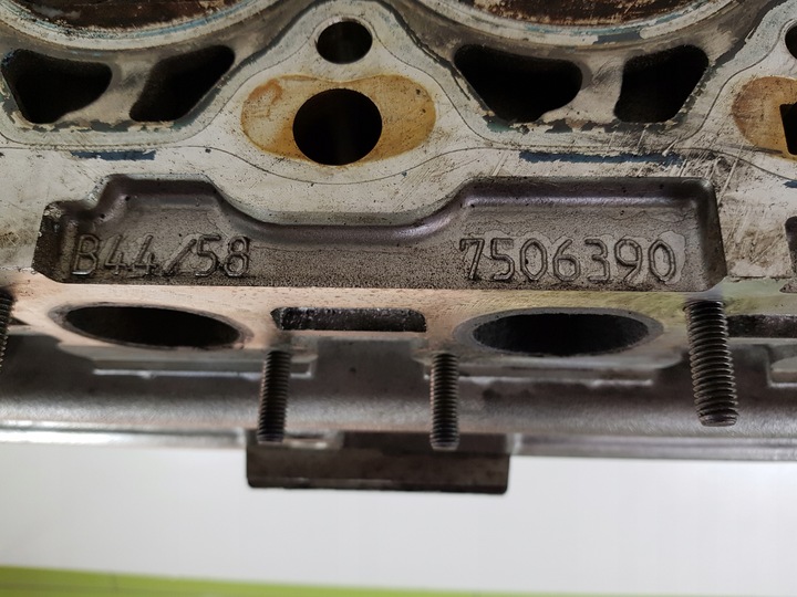 фото №14, Головка левая валы bmw e60 e63 4.4b n62 7506390