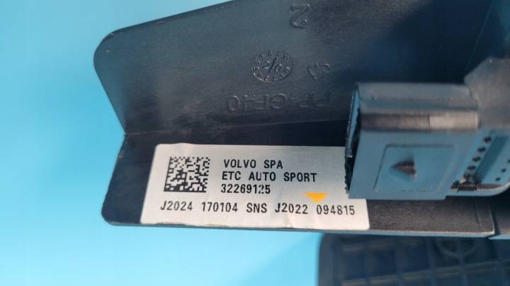 фото №15, Volvo xc90 ii 20r 2.0d потенциометр педаль газа 32269125