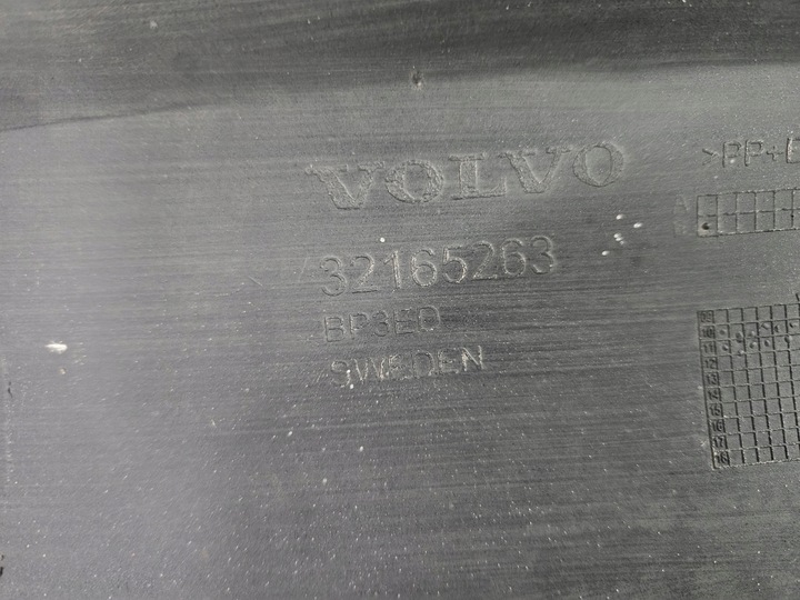 фото №14, Volvo v60 i 2010 - 2018 бампер зад 4 x pdc 32165263