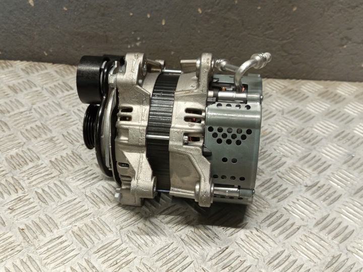 фото №16, Bmw (oem) 8490540 3' g20 g21 5' g30 генератор