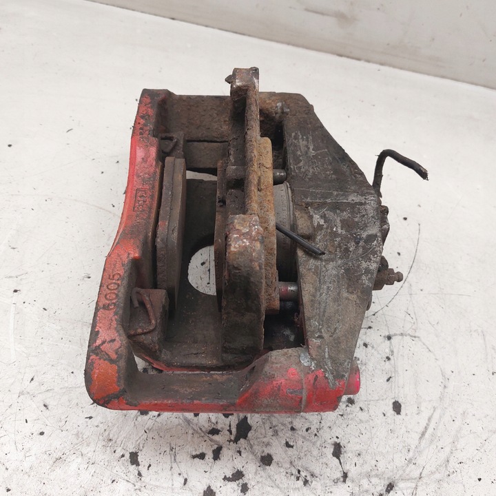 фото №7, Audi a6 c5 2,7t суппорт тормозной левый перед