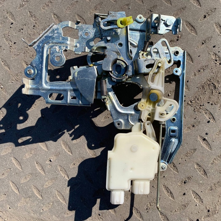 фото №2, Замок двері задніх 8200766888l renault master iii