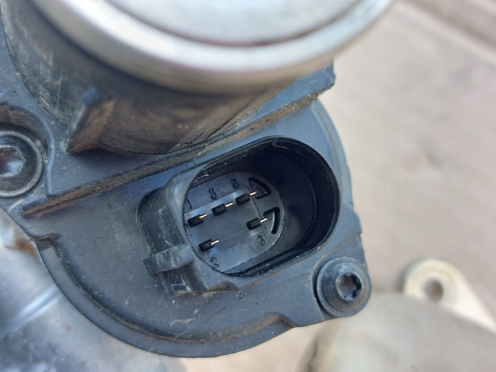 фото №6, Клапан egr радиаторов выхлопных газов 2.0 tdi cfh 03l131512dq 0280751016 vw seat skoda