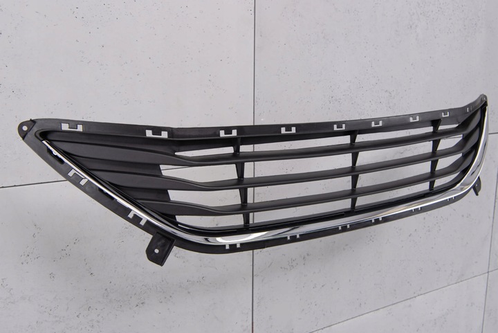 фото №9, Hyundai elantra v md 2010-2013 решітка бампера середня 865603x000
