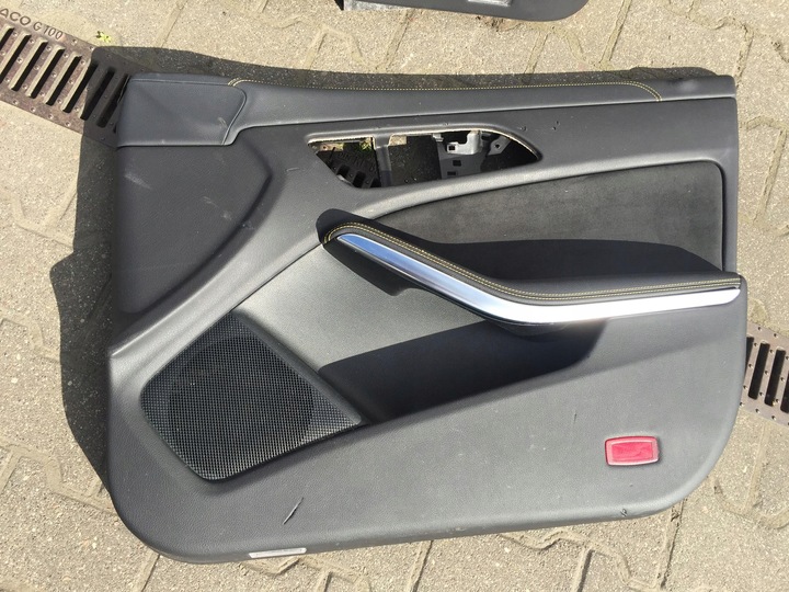 фото №14, Mercedes cla 45 amg w117 боковина дверь обивка shooting break