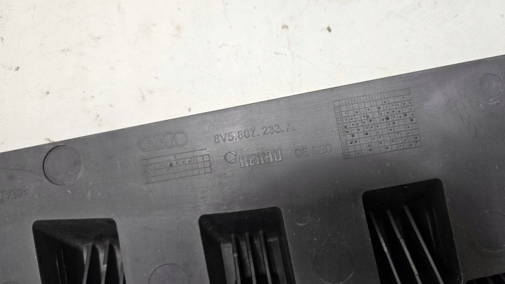 фото №9, Плита защита двигателя audi a3 seadn 8v5807233a