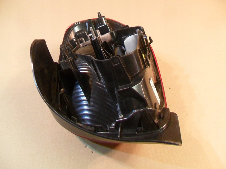 фото №15, Лампа зад ліва citroen c3 2016- 90074661