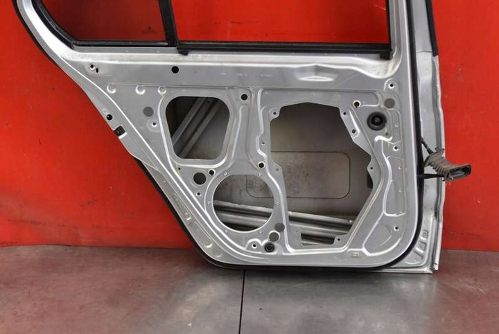 фото №10, Двері ліві зад задні la7w skoda superb 2 ii hb рестайлінг 13-15