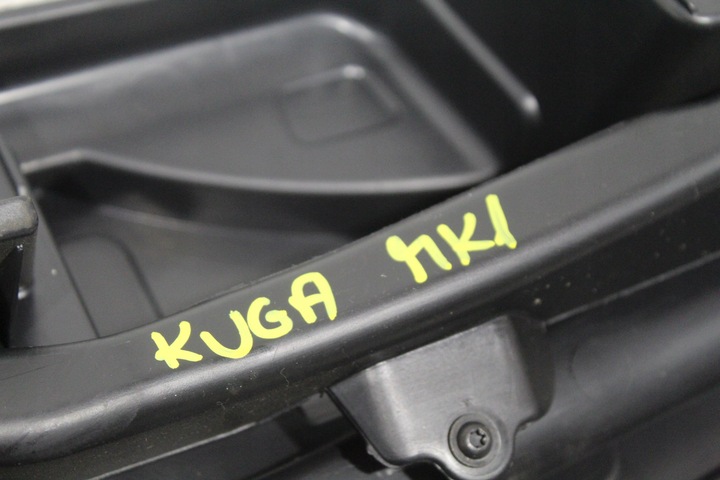 фото №5, Панель под лобовым стеклом панель консоль ford kuga mk1 8v41-18a612a