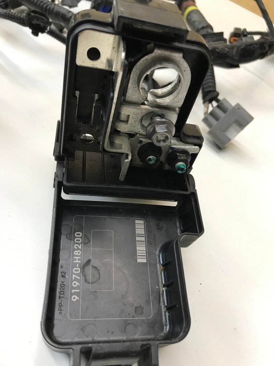 фото №11, Kia rio iv 1.0 t gdi 18- установка жгут корпус