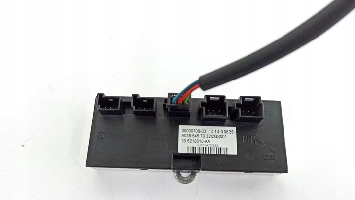 фото №10, Mercedes-benz c w204 2008 панелі керування, перемикачі