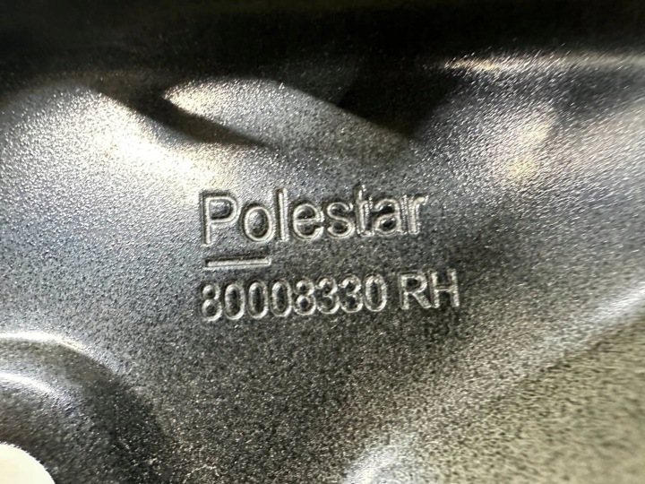 фото №15, Крыло передний правое перед сторона правая polestar 4 80008330