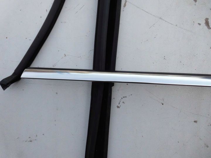 фото №10, Прокладка рамки двері скло хром skoda superb ii sedan ліва задня оригінал