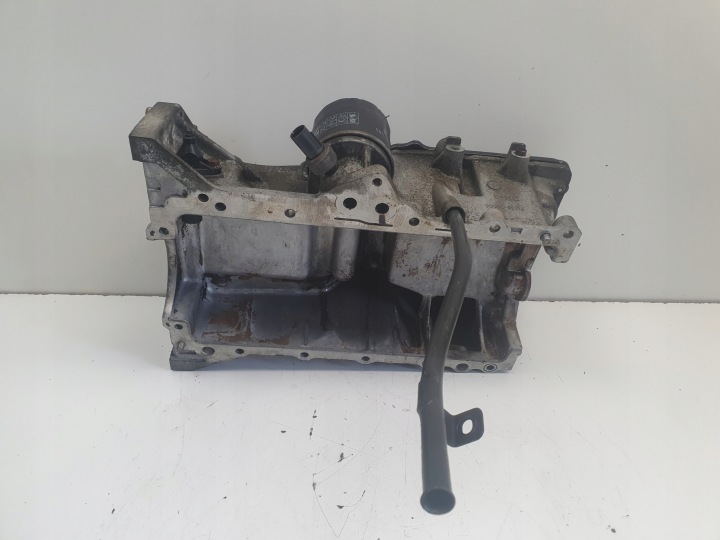фото №8, Hyundai i30 1.4 1.6 16v поддон масла масла 21135-2b000