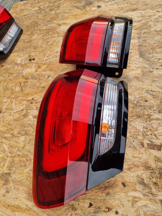 фото №9, Jeep grand cherokee wk2 рестайлинг 19r srt лампы задние комплектные