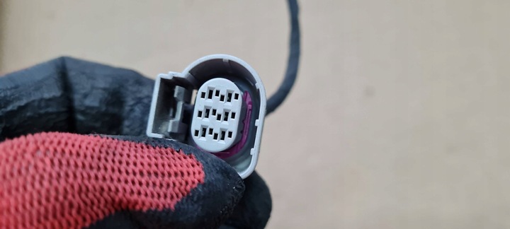 фото №5, A5 8w a6 c7 4g рестайлинг штекер разъём 5pin 4h0973713b a4 b8 b9 q5 q3 a5 8w