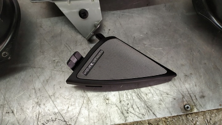 фото №6, Mercedes e класс w207 озвучивание harman кардон a2048202102