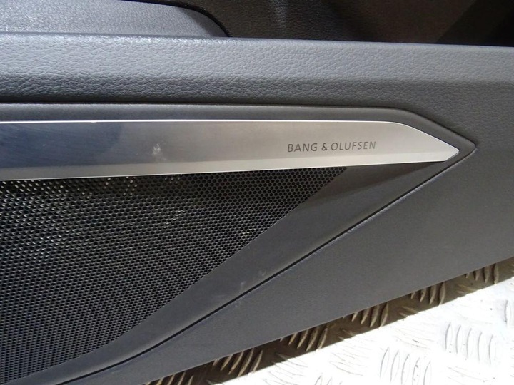 фото №7, Audi e-tron sportback комплект сидений диван