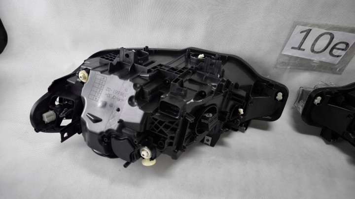 фото №15, Bmw f30 f31 рестайлінг lci повний led ліве праве фара 8739559 8739560 тінь