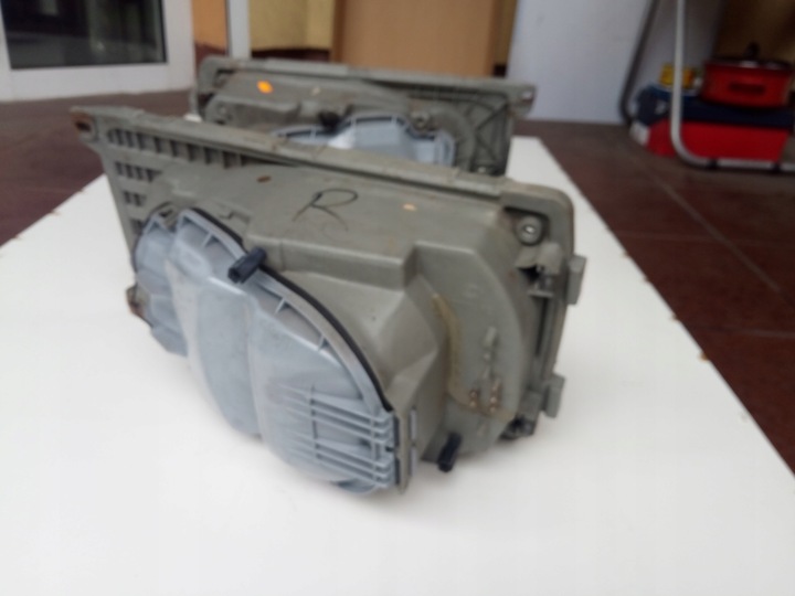 фото №6, Фари передні l + r mercedes w123 bez скло нове відбивачі