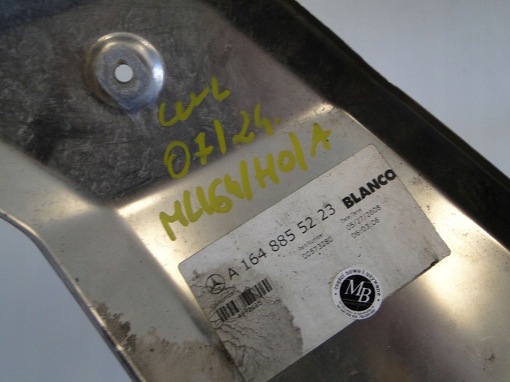 фото №11, Mercedes ml w164 164 рестайлинг накладка планка хром na бампер переднее