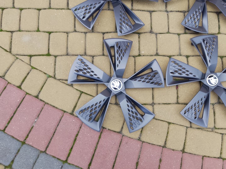 фото №7, Ковпаки 17 skoda karoq 57a601169f комплект оригінал