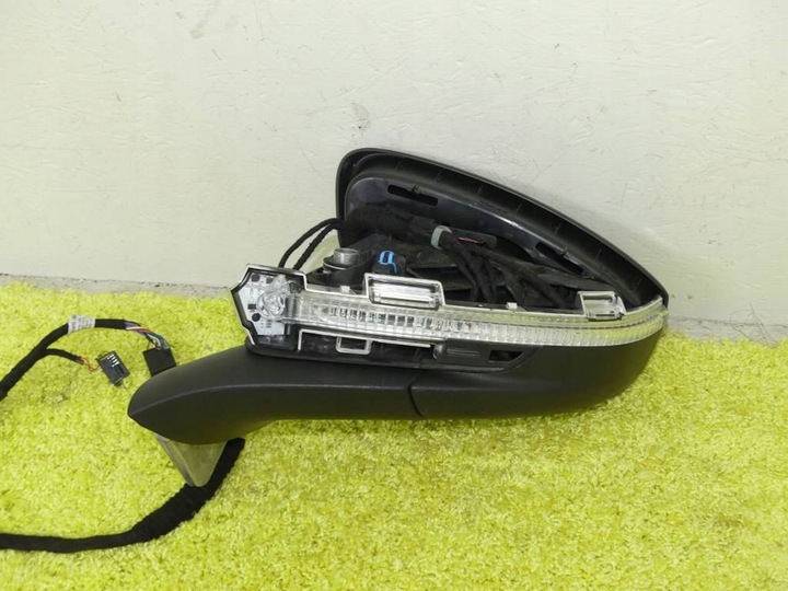 фото №1, Зеркало lhd левая vw id4 13+6 19pin 20r- камера - ассистент ремня - европа