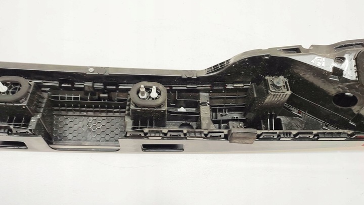 фото №13, Audi q8 накладка лампа задньої кришки багажника