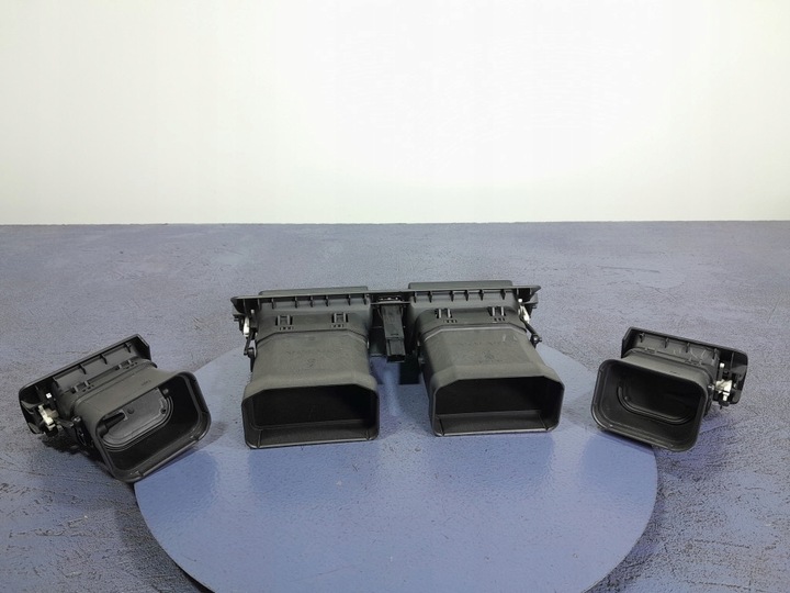 фото №6, Volvo v50 s40 ii решётки воздуховод комплект 30722777 30715099 30715098