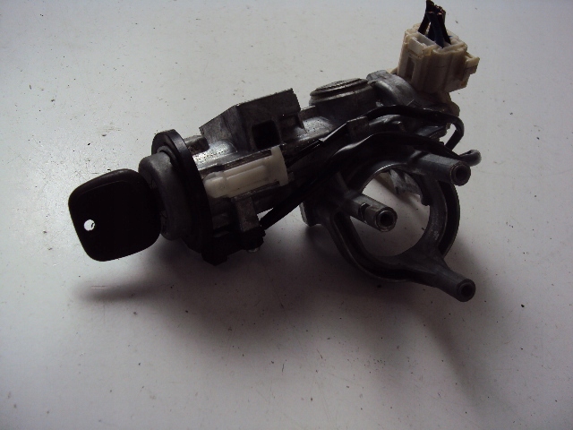 фото №3, Замок запалювання з ключем daihatsu terio ii 06-16