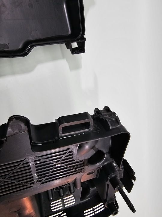 фото №6, Основание корпус коробка предохранителей компьютера peugeot 508 i #3721