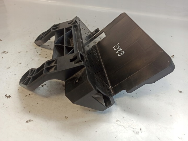 фото №6, Volvo v40 ii 2 корпус коробка запобіжників 30659176 30659177