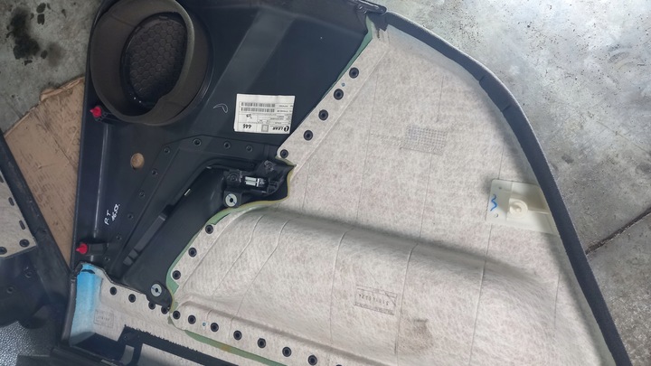 фото №6, Обивка дверь opel vectra c рестайлинг универсал 06r