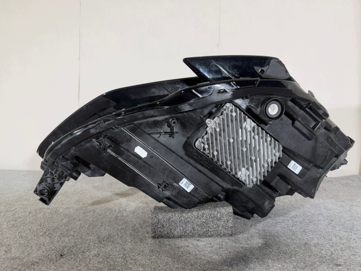 фото №13, Audi a3 s3 8y рестайлінг повний led matrix hd фара ліве ліва перед 8y0941035h