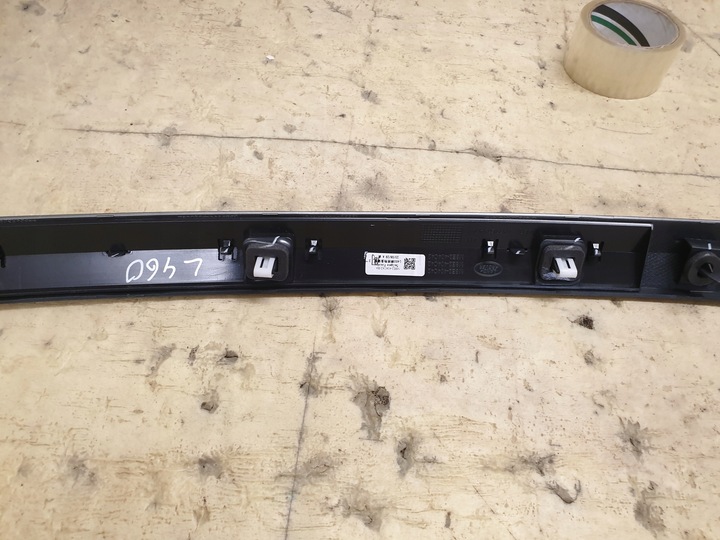 фото №8, Land rover l460 планка кришки m8e2-404c42