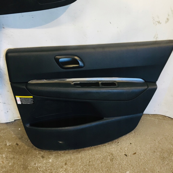 фото №12, Сидіння диван чорна шкіра обшивки peugeot 3008 #92