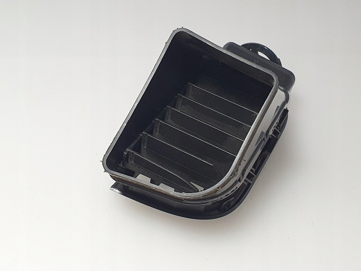 фото №9, Dodge journey решітка повітропровід права впуск повітря 60613238 супер стан