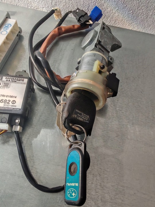 фото №3, Subaru forester блок управления модуль ecu+immo 22611ag200