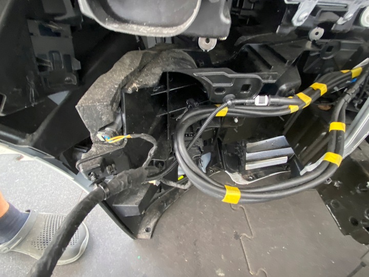 фото №7, Бампер капот крила підсилювач радіатор лампи bmw ix i20 колір a96