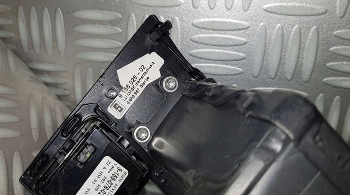 фото №8, Bmw e60 e61 рестайлинг планка dekor diamantschwarz капот бардачок кнопки 6988987