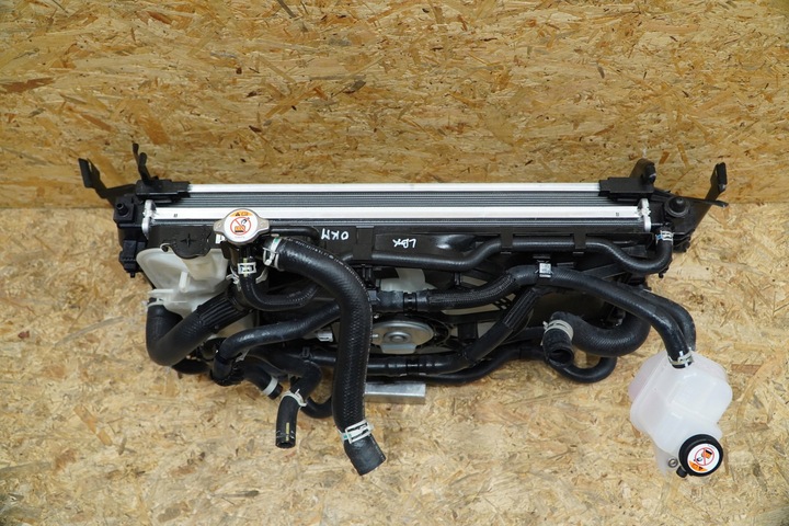 фото №7, Радіаторів радіатор вентилятор 422136-7682 lexus lbx нове 0km 24r оригінал