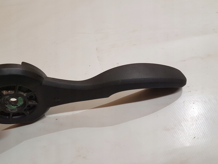 фото №5, Ручка регулировка сиденья правая рычаг renault laguna iii 2007-2015