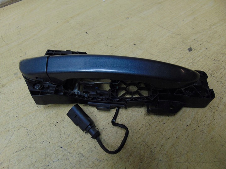 фото №1, Ручка зовнішня права перед vw passat cc