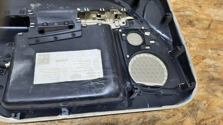 фото №10, Обивка дверь правый перед volvo xc70 v70iii 30649480