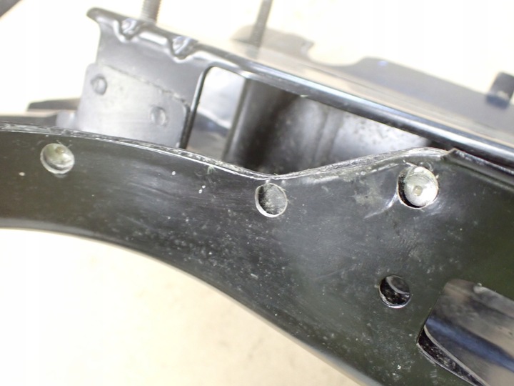 фото №9, Opel astra 4 iv j универсал правые pas зад панель крепления фар